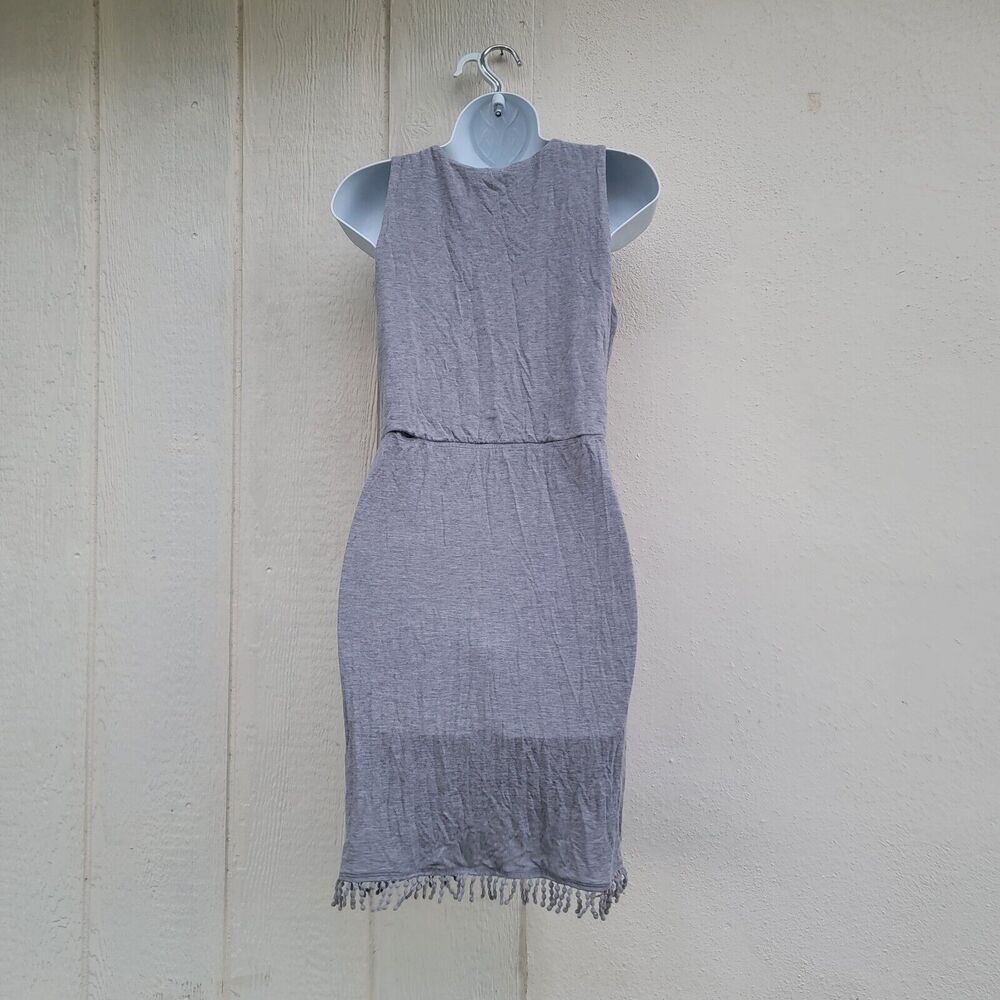 carve designs gray faux wrap dress fringe detail wmns sz xs - Picture 2 of 3